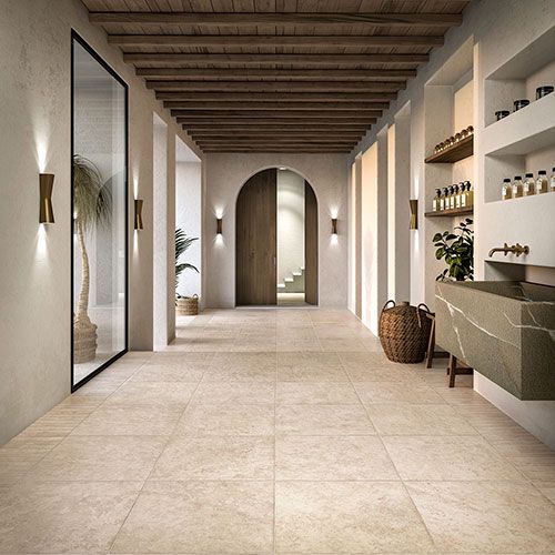 Ambiente realizzato con pavimento della Collezione Sénanque, variante Clair