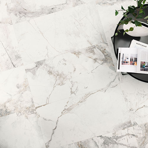 Particolare pavimento realizzato con variante Beige, serie Golden Age,