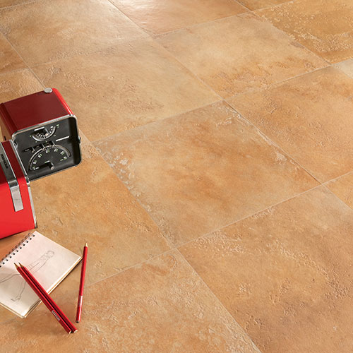 dettaglio pavimento variante Goldensun, collezione Home effetto cotto