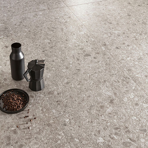 particolare del pavimento della collezione LIM, variante Grey