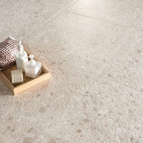 Particolare del pavimento della collezione LIM, variante White