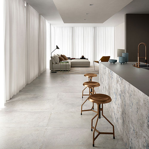 Ambiente con pavimento collezione Shade variante Light, Rivestimento della collezione Shade, dec. Impression