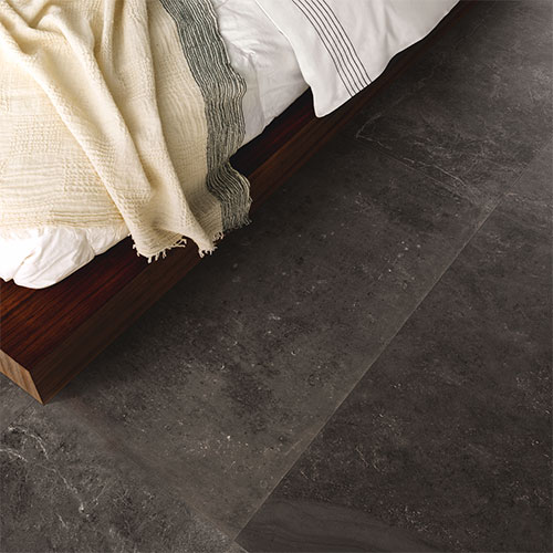 Pavimento della Collezione Stones, variante Black