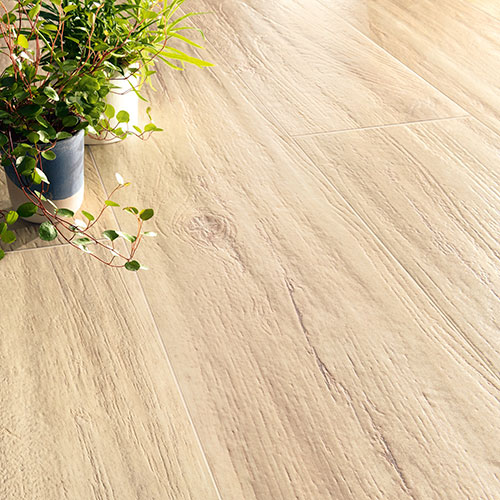 Pavimento della collezione W3, variante Burl honey