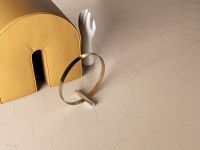 Particolare pavimento esagona Collezione Honey