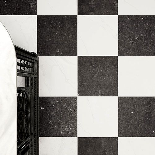 immagine della serie Concert, pavimento a scacchiera colore White e black