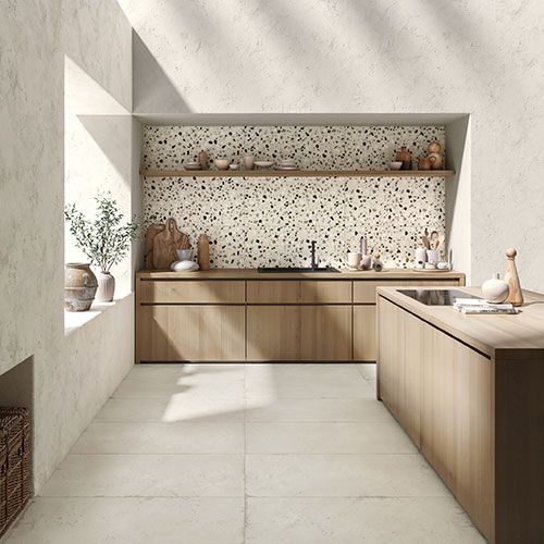 Cucina con pavimento e rivestimento Loto - White, collezione Iro