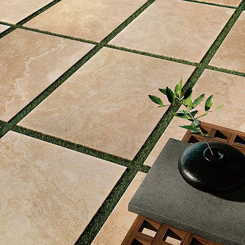 Immagine di un pavimento esterno spessore 2 cm Deep della collezione Echoes, effetto cotto