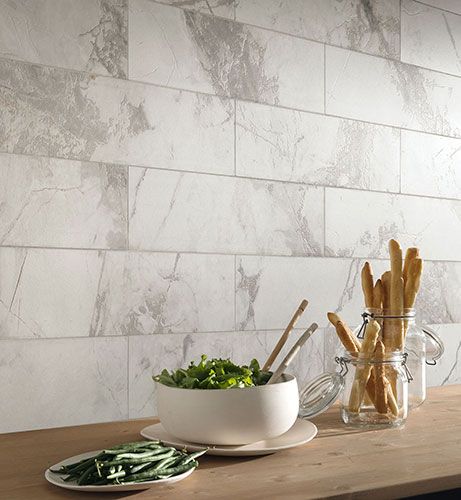 Rivestimento cucina realizzato con variante Beige, serie Golden Age,