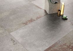 DETTAGLIO PAVIMENTO FABLE CENDRE 60X90