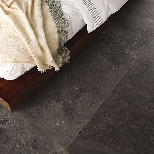 Pavimento della Collezione Stones, variante Black
