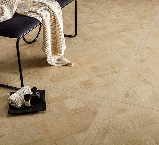 dettaglio pavimento variante Blond, serie Groove effetto legno